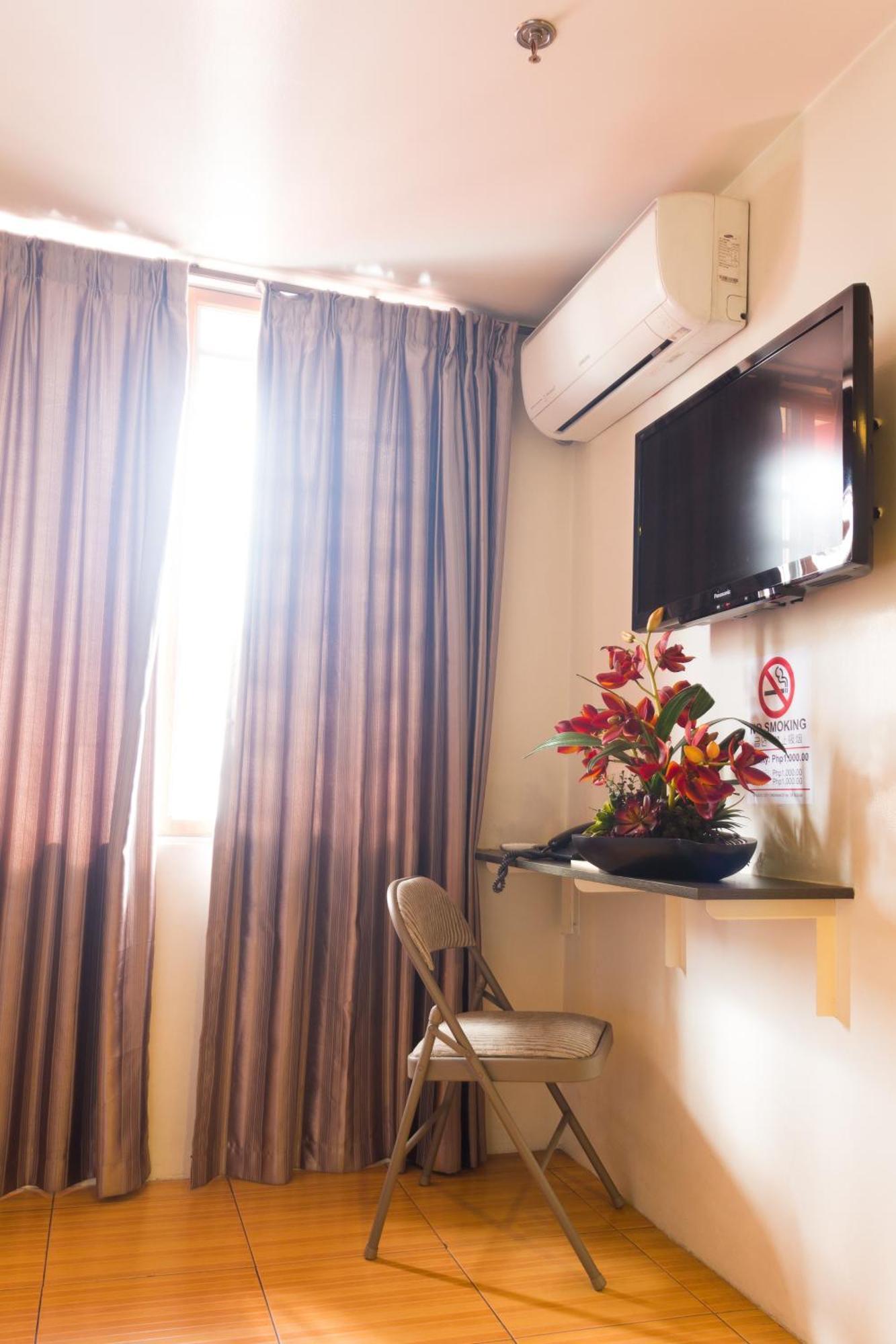 City Center Hotel Baguio City Bagian luar foto