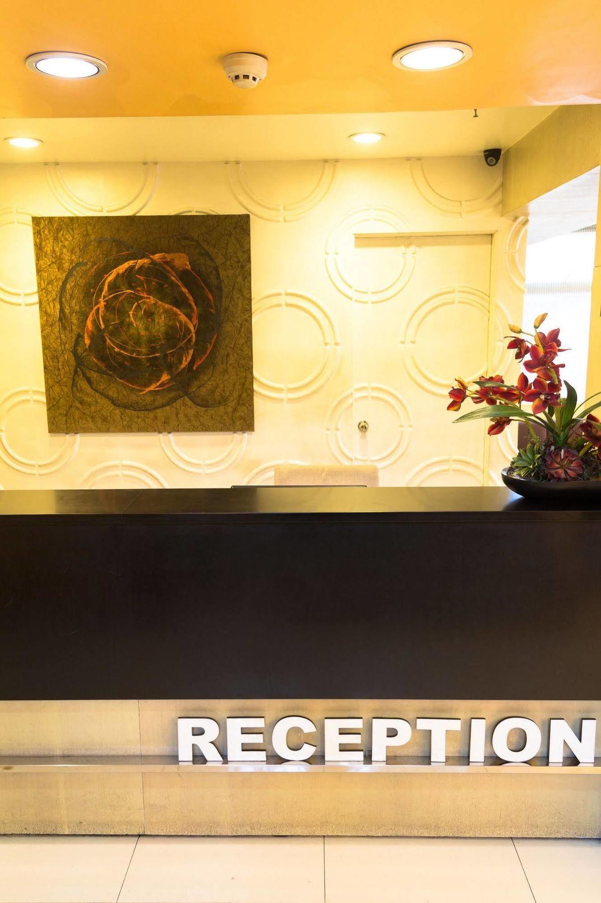 City Center Hotel Baguio City Bagian luar foto