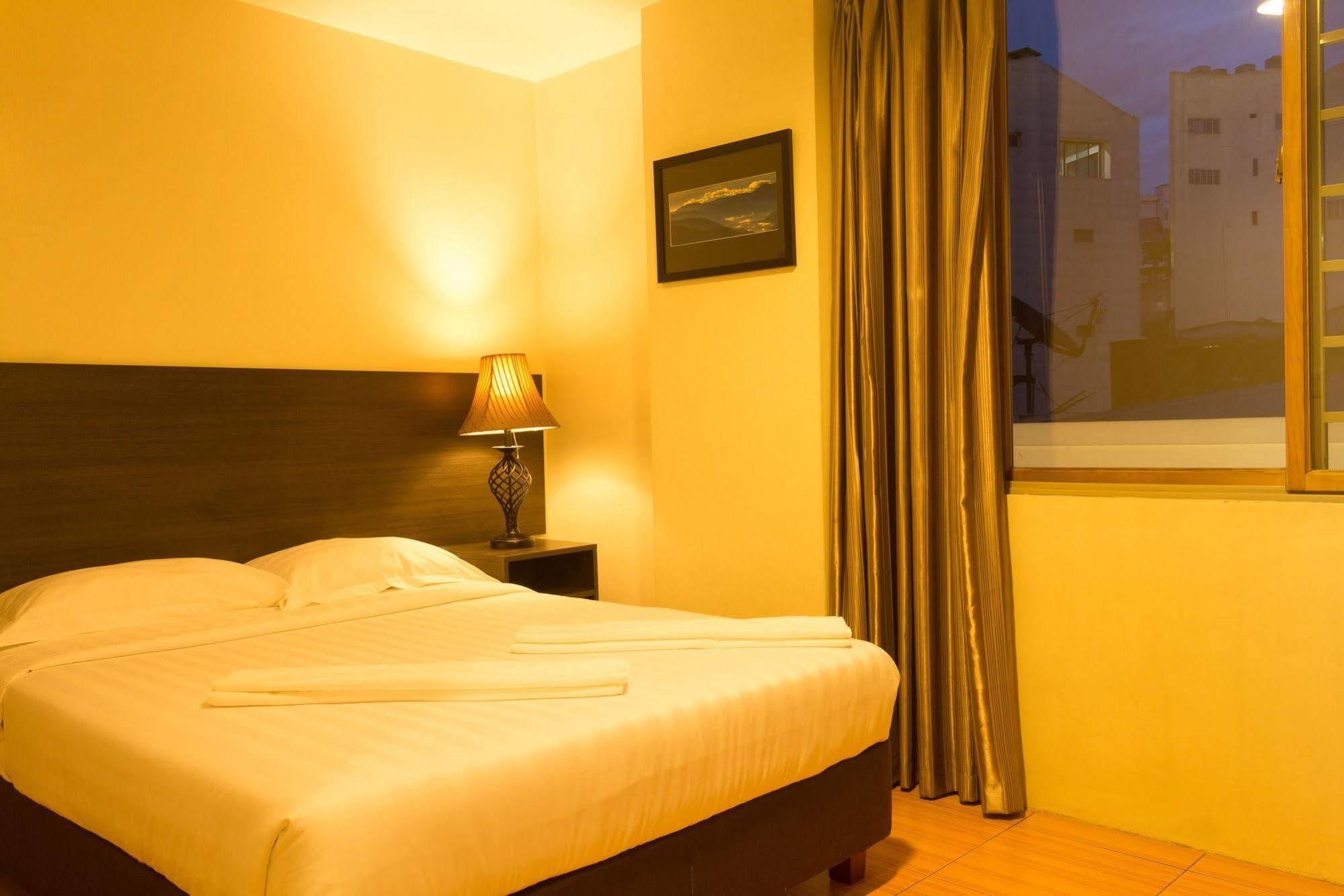 City Center Hotel Baguio City Bagian luar foto