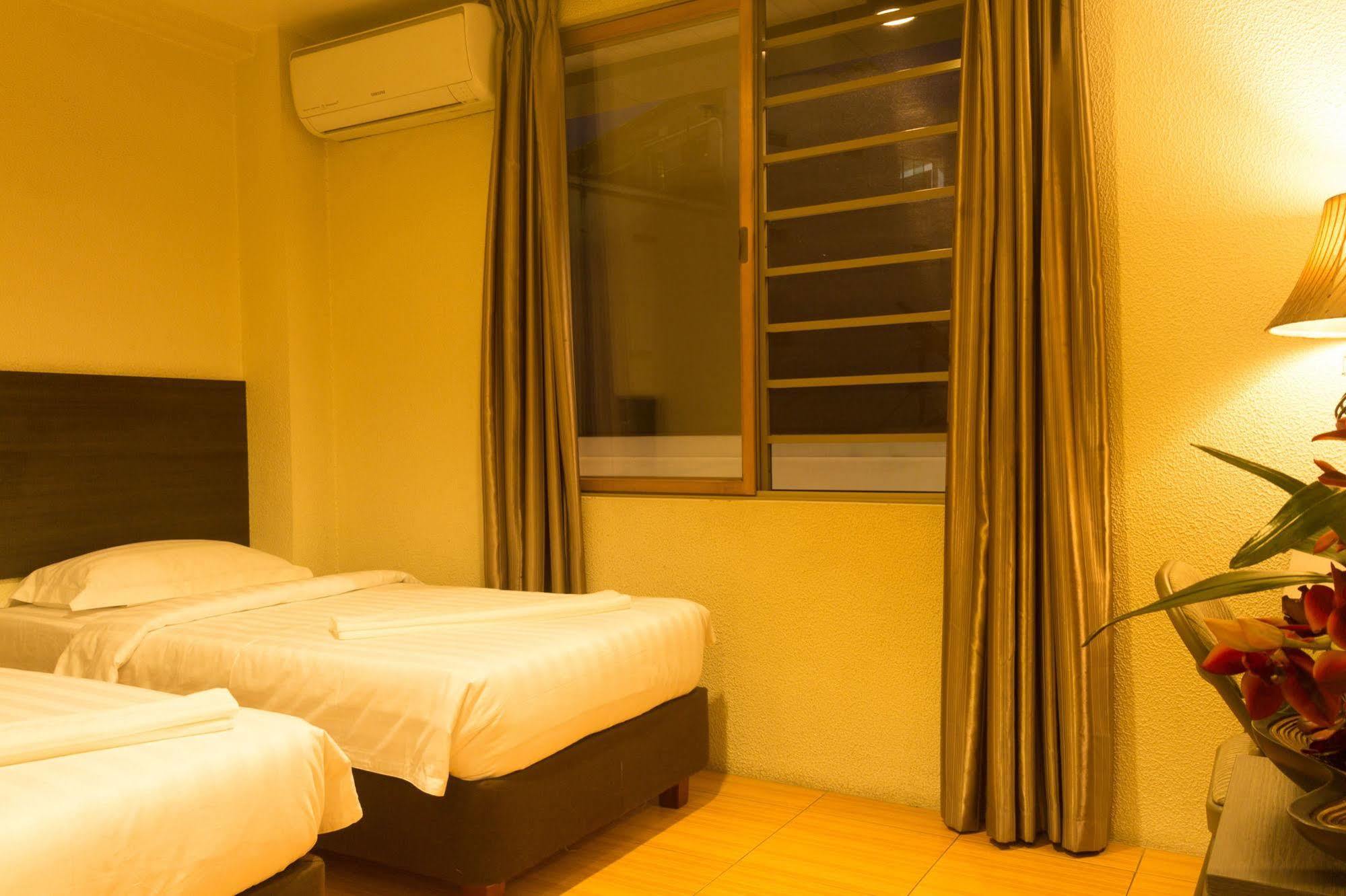City Center Hotel Baguio City Bagian luar foto