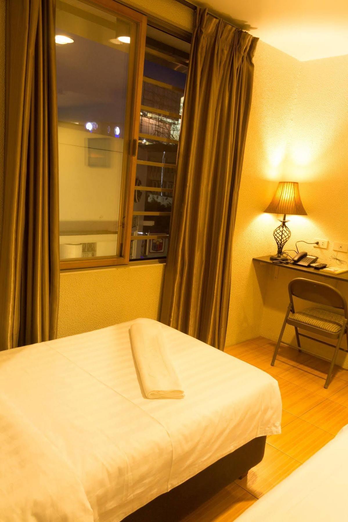 City Center Hotel Baguio City Bagian luar foto