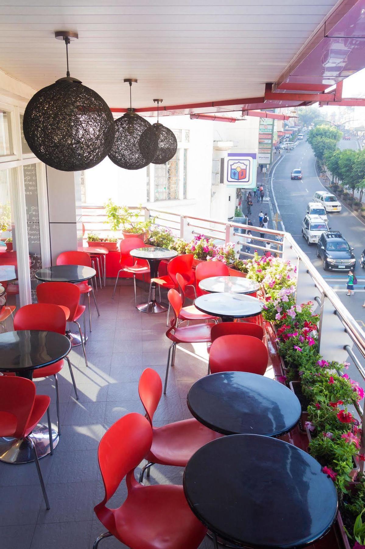 City Center Hotel Baguio City Bagian luar foto